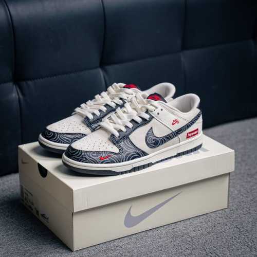 360 核心私 Nike Dunk 全套原楦原模倾力打造完美版型 独家原厂航空铝磨具打磨大底 鞋头坡度极致还原 无解鞋型 原盒原配 圈内天花板工艺 原厂冲刀 超