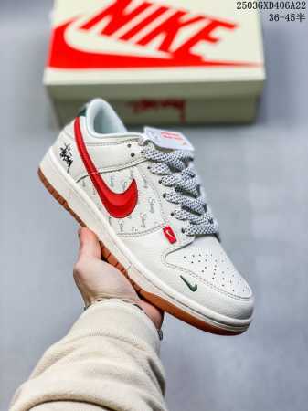 310 海外爆款限量发售！Nike Sb Dunk Low“ 斯图西联名——立体红勾” 周年高端定制 低帮休闲板鞋 定制鞋盒 大厂纯原品质出货 超高清洁度 皮料 - 点击图像关闭
