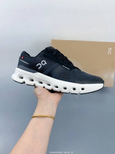 on Cloudrunner 2 昂跑 户外街头机能风新兴品牌轻便中帮跑步鞋 首发实拍鞋款以网球为灵感的运动休闲鞋 大胆的复古外观与革新科技融合 助力运动生活的