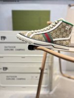 广东原产# Gucci 古驰 男女鞋采用拼接透气纯棉布鞋面材质，外置耐磨橡胶隔色大底倪妮.杨幂.鹿晗.刘宪华.丁禹兮群星Ins及小红书穿搭爆款Disney X
