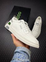 B Ecco爱步 广东原版透气 配备原版三件套 防尘纸 高弹大底 全头层牛皮 新款百搭休闲款 纯手工制成 鞋面走线工整 清晰质感 原单品质 拼接运动透气网布 采