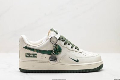 公司级Nike Air Force 1‘07 原楦头原纸板 打造纯正低帮空军版型 专注外贸渠道 全掌内置蜂窝气垫 原盒配件 原厂中底钢印、拉帮完美 货号:Kk1