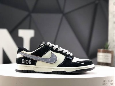 340 公司级带半码Nike Sb Dunk Low“Un联名——周年高端定制 低帮休闲板鞋 定制鞋盒 大厂纯原品质出货 超高清洁度 皮料切割干净无任何毛边 细