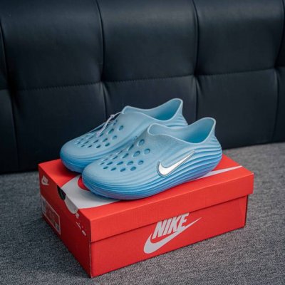 核心私 Nike Reactx Rejuven8 耐克夏日穿搭凉鞋 #采用质感柔软且出众回弹的 Reactx泡绵，缔造非凡舒适的日常穿着体验，助你保持活力。 货