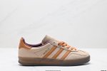 230 公司级Adidas Originals Gazelle Indoor 三叶草休闲防滑耐磨低帮板鞋 鞋头出色设计 塑就出众贴合感 稳固的后跟贴合足部曲线设