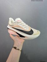 公司级Nk Zoomx Invincible Run Flyknit Fk6 Zoom Fly 6轻量飞织低帮休闲运动慢跑鞋 此鞋专为长跑运动员而生 是为5至1