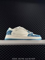 公司级 头层Supreme X Nike Dunk Sb Low Sup X 耐克 Sb 低帮 联名白绿 鞋身以米白色作为主色调，搭配白色皮革框架，使鞋款十分百