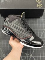 公司级air Jordan 23 Retro Sp 舒适 高帮复古篮球鞋 独特的半透明橡胶外底展示其身份 同时以优质针织鞋面搭配氯丁橡胶鞋领和脚踝松紧绳 提升舒