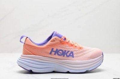 公司级小红书推荐hoka W Bondi 8全新配色 这个品牌来自于新西兰的毛利语，Hoka表示大地，One One表示飞越，连起来就是飞越地平线，One On