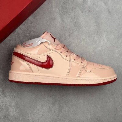 本地230 核心私 wmns Air Jordan 1 Low Se Aj1低帮 “情人节” 复古休闲运动篮球鞋 jordan Brand 将于今年春天推出 A