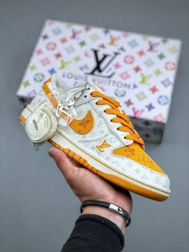 Nike Sb Dunk Low Lv联名 米黄牛仔 周年高端定制 低帮休闲板鞋 #定制鞋盒 大厂纯原品质出货 超高清洁度 皮料切割干净无任何毛边 细节完美 货