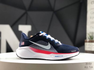 170 Nike「飞马新鞋」触感柔软，质感升级！随着“耐克「蓝图」系列”在巴黎的盛大发布，全新一代 登月41代 Nike Pegasus 41也正式登场啦！Ni
