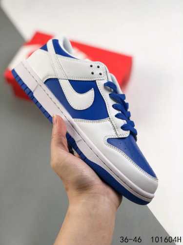 耐克nike Sb Dunk Low 复古低帮休闲运动滑板板鞋。采用脚感柔软舒适zoomair气垫，有效吸收滑板等极限运动在落地时带来的冲击力，为街头运动者们提