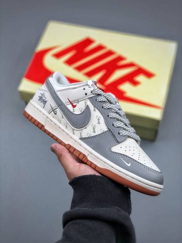 Nike Sb Dunk Low 斯图西联名 米灰生胶 周年高端定制 低帮休闲板鞋 Xs6089-531 #定制鞋盒 大厂纯原品质出货 超高清洁度 皮料切割干净