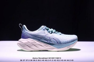 公司级Asics Novablast 4 轻量跑鞋 低帮轻量透气缓震休闲运动跑步鞋 货号:1012B510-401 尺码:36 37 37.5 38 39 39