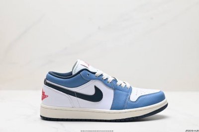 公司级air Jordan 1 Low Aj1乔1低帮休闲板鞋 同步官方配色 市场唯一独家头层皮打造 原鞋原档案开发 原厂皮料 原档冲孔鞋头 正确满胶鞋垫 四线