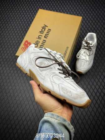 dmiumiu缪缪 X New Balance 联名款nb530休闲 运动鞋 阿甘鞋 德训鞋 miu Miu X New Balance 经典nb530运动鞋中 - 点击图像关闭