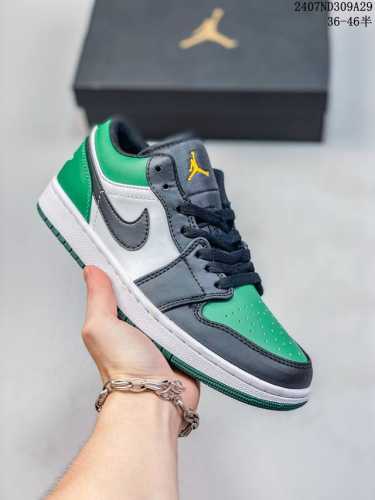 开学季特价air Jordan 1 Low “Paris” 小巴黎 aj1乔1低帮休闲板鞋 同步官方配色 货号：Cv3043-100 size：36 36.5