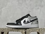 独家首发 独一无二 Jordan Air Jordan 1 嘟嘴熊猫 星之禾 特殊手绘 官方原版原盒 双重盒中盒 该定制球鞋选用原鞋为jordan Air Jo