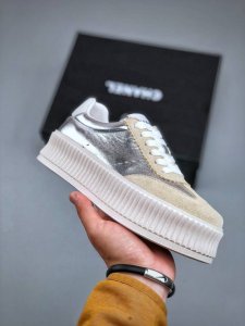 chanel香奈儿德训厚底 2025休闲鞋 专柜顶级休闲款运动鞋 这款经典设计；鞋面头层牛皮 多种工艺风格；大底时尚厚底增高，不平凡的拥入了多种配色元素 多元化