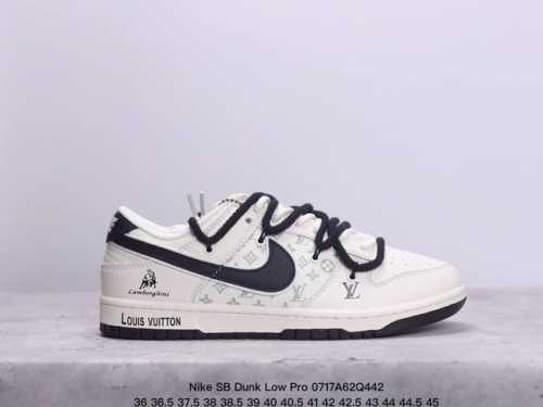 耐克nike Sb Dunk Low Pro 复古低帮 真标 休闲运动滑板板鞋。采用脚感柔软舒适zoomair气垫，有效吸收滑板等极限运动在落地时带来的冲击力，