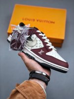 Louis Vuitton X Nk Dunk Low 联名定制-酒红银勾 Sb低帮休闲板鞋 Fc1688-188 #意大利头层牛皮与进口猪八革的搭配，鞋底侧边