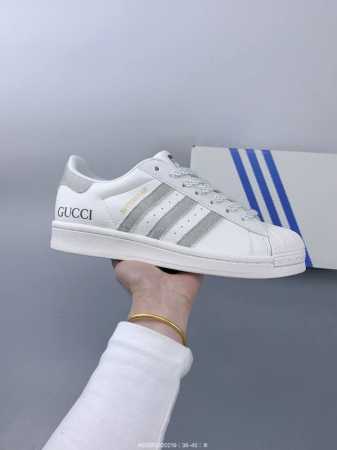 纯原 Clot X Ad Originals Superstar 贝壳头联名限定 古驰联名 贴合柔软皮料 经典配色 ，这其中也包括我们非常熟知的Clot。Clo - 点击图像关闭