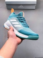 公司级！Adidas Crazyflight Mid 减震防滑 中帮训练鞋 阿迪达斯推出可提升室内球场表现的跳高鞋 中切设计增加脚踝支撑 采用透气网眼鞋面 弹性