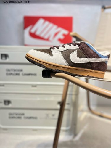 蛇年限定# 耐克Nike Dunk Low 板鞋Sb系列经典百搭休闲运动板鞋加厚鞋舌的填充，使舒适性大大提升，同时也更方便穿脱中底部分则加入了脚感柔软舒适Zoo