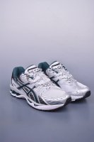 Asics Gel-Kahana Nimbus 10.1 耐磨透气低帮休闲鞋 户外机能元素 Y2K赛道持续对未来世界的无限想象和探索 经典鞋面设计赋予其更加流畅