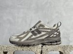 Fj版 New Balance 1906系列复古老爹风休闲运动慢跑鞋 M1906Rh D#采用轻质牛剖革拼接透气网眼衬垫织物鞋面材质 T-Beam大底提供足步弓