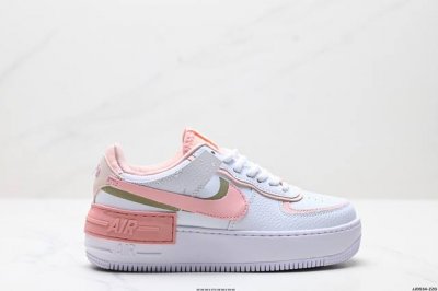 真标耐克Nike Wmns Air Force 1 Shadow全新少女系解构主义设计 马卡龙空军一号轻量增高低帮百搭板鞋 为经典设计注入玩味元素 分层结构、加