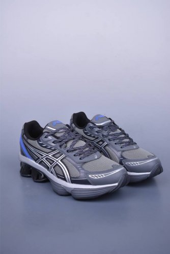Asics Gel-Kinetic Fluent 纯原版本 亚瑟士运动休闲透气专业跑鞋 新一代缓震未来感跑鞋 鞋面复杂的切割和银色细节极具前卫风格 大底科技十足