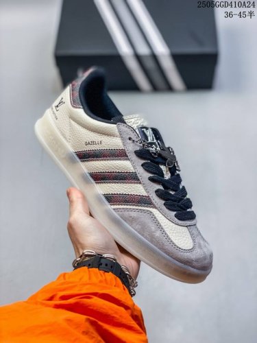 公司级Adidas Originals Gazelle Indoor Diy 定制 系列 阿迪达斯 三叶草绅士德训足球风百搭低帮休闲运动板鞋 原装头层材料 用料