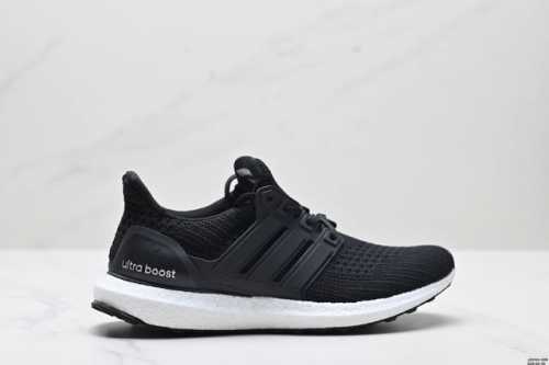 公司级阿迪达斯Adidas Ultraboost Light 耐磨缓震休闲运动跑鞋 采用网材搭配反光皮革鞋面 配上Stretchweb网格外底 提供非凡穿着体验