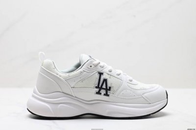 公司级Mlb Chunky Runner Fastball 合成革 经典运动 减震防滑低帮 生活休闲鞋 货号:3Arnspl4N 尺码:40 40.5 41 4