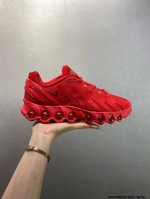公司级Nike Air Max Dn8 全掌科技气垫 缓震运动跑鞋 Dn8的核心亮点在于其八腔气垫结构 根据不同部位设定的气压值专为行走设计 提供卓越的舒适感