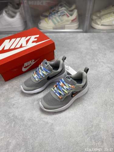 Nike 耐克 童鞋 超轻量泡棉中底，客供原厂呼吸透气网面北美市场最为畅销款式，瞩目造型，简约风范耐克Nike Tanjun伦敦系列简约休闲情侣缓震轻便百搭跑步