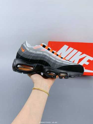 Nike Air Max 95 Og Neon 2025年版联名款 Size：如图 编码：K260K0710425