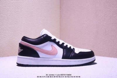 nike Air Jordan 1 Low Aj1乔1低帮休闲板鞋 同步官方配色 原档冲孔鞋头 四线拉帮 鞋舌高弹海绵填充 官方货号:553558 113 Si