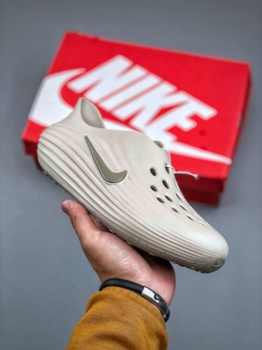 Nike Reactx Rejuven8 夏日穿搭凉鞋 耐克洞洞鞋采用质感柔软且出众回弹的 Reactx泡绵，缔造非凡舒适的日常穿着体验，助你保持活力。货号：H