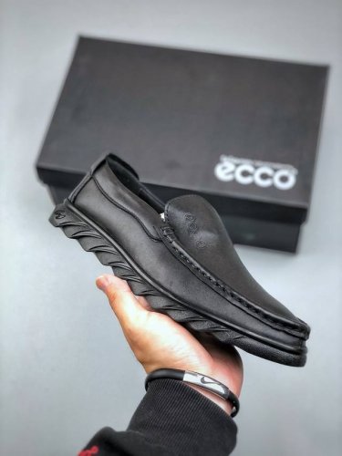 Ecco爱步 小红书爆款 新款百搭休闲款 Ecco 爱步男士跑步鞋休闲鞋透气轻质系带轻便运动鞋 尺码：40-44