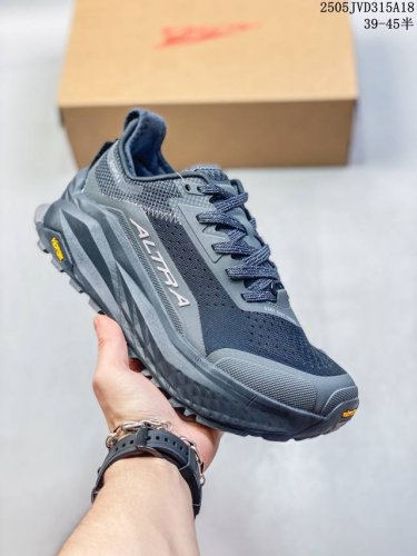 altra Olympus 6 舒适百搭防滑耐磨 低帮跑步鞋 男款 黑色 尺码 见图 编码 05Jvd315A18