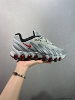 公司级Nike Air Max Dn8 全掌科技气垫 缓震运动跑鞋 dn8的核心亮点在于其八腔气垫结构 根据不同部位设定的气压值专为行走设计 提供卓越的舒适感