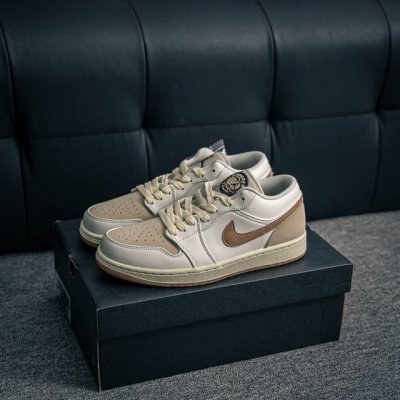 核心私 air Jordan 1 乔丹篮球鞋男女运动鞋潮流板鞋 货号 Ib8855 121 尺码 36 37 37.5 38 38.5 39 40 40.5 4
