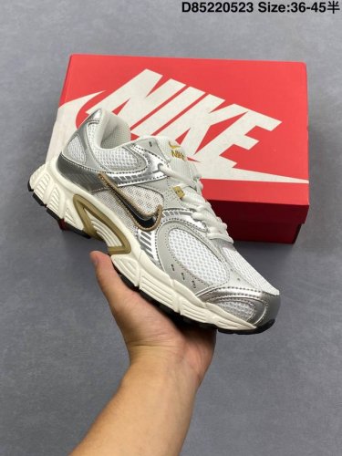 耐克 Nike 2025年新款 Nike V5 Rnr 轻量缓震支撑休闲鞋 舒适防滑耐磨低帮复刻运动鞋 厚底增高老爹鞋 Hj5228-003经典设计与现代工艺完