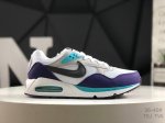 真标带半码Nk Air Max Ivo 关联系列低帮气垫百搭休闲运动慢跑鞋 选用网眼鞋面 脚感舒适透气 鞋舌、鞋侧及后跟处饰有品牌标识 简约大气又时尚 采用经典