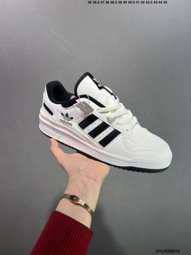 公司级Adidas Originals Forum 百搭单品 纯原版本 Forum Low入诞生于1984年的经典复古篮球鞋Adidas Originals F