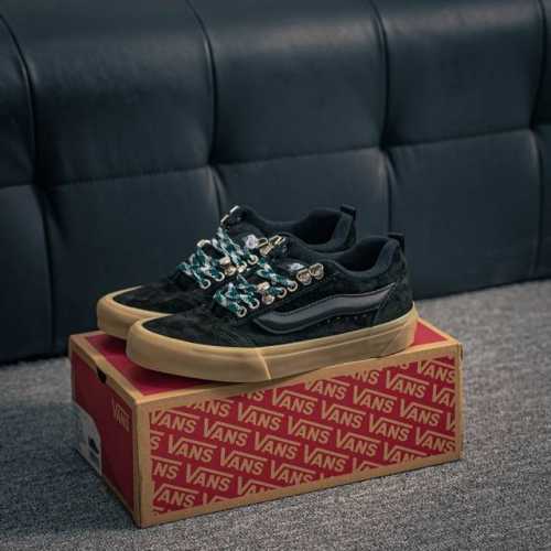 180 核心私 vans Knu Skool范斯面包鞋 绿白鞋带 复古鞋扣 麂皮休闲鞋男女鞋美拉德风低帮减震板鞋 尺码：35 36 36.5 37 38 38.