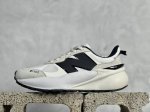 C版 NB新百伦New Balance U3447 低帮复古休闲运动慢跑鞋 采用猪巴革组合网织物鞋面材质 全新组合独立私模大底 官方货号: U3447LC 尺码